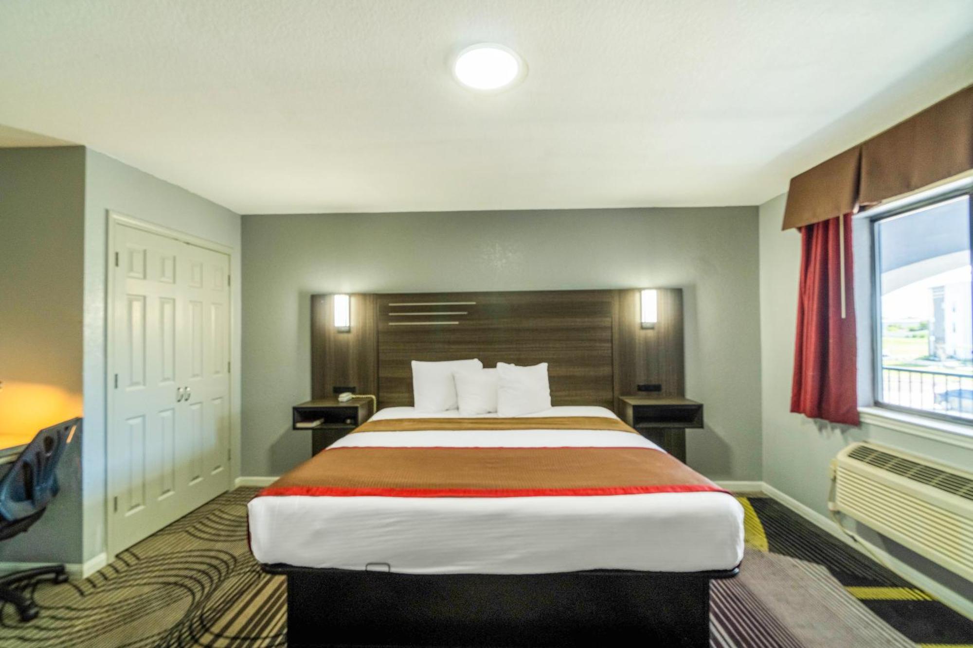 High Five Inn By Oyo Killeen Exterior photo